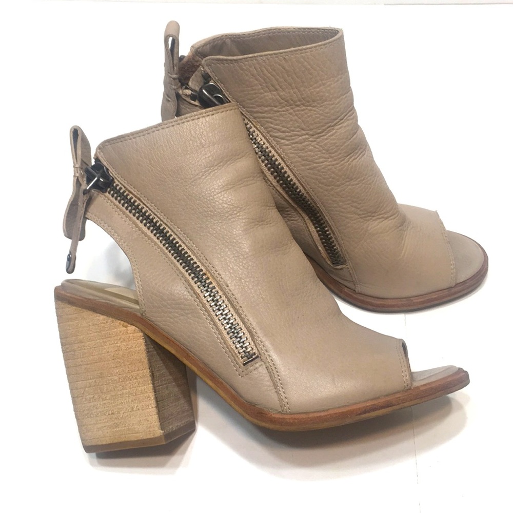 DOLCE VITA Leather Port Booties open toe Taupe 6.5